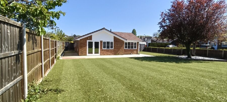 Pilgrims View, Ash Green, GU12