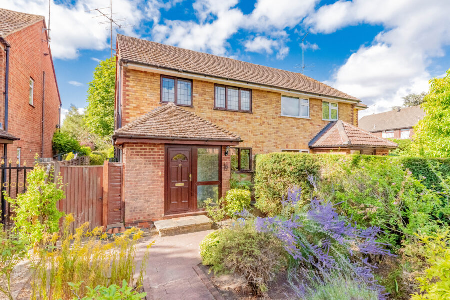 Beech Tree Drive, Badshot Lea, GU9