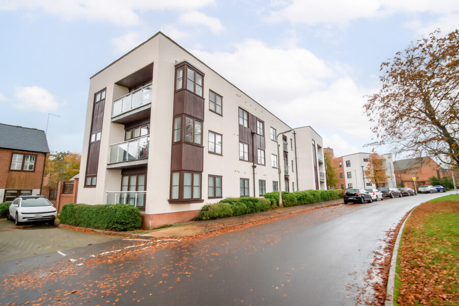Hollies Court, Basingstoke, RG24