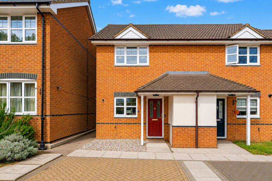 St Thomas Close, South View
