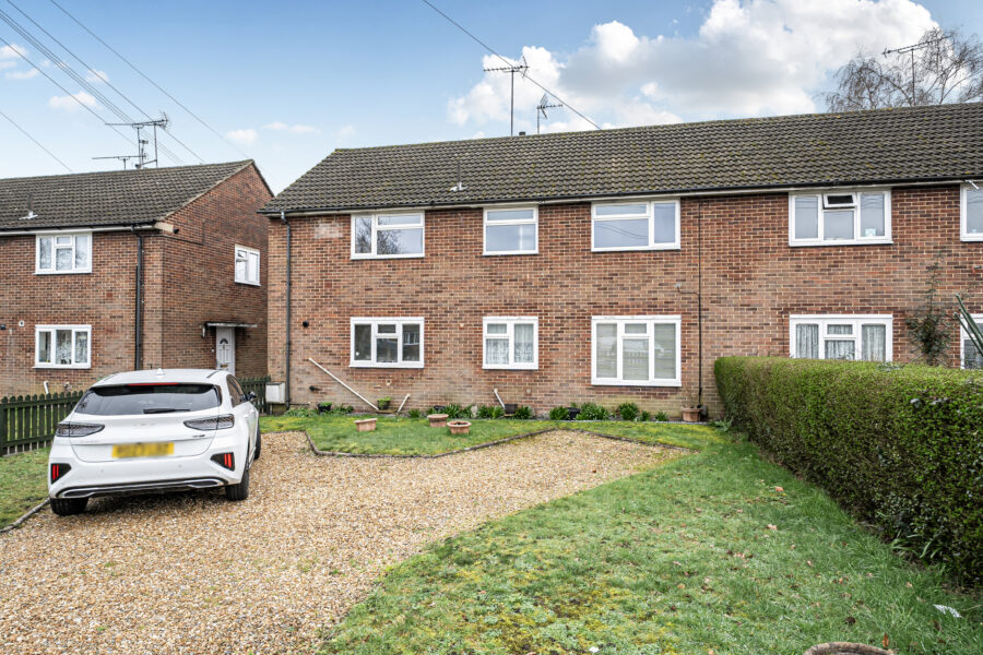 Chapel Lane, Farnborough, GU14