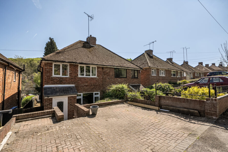 Kentwood Hill, Tilehurst, RG31