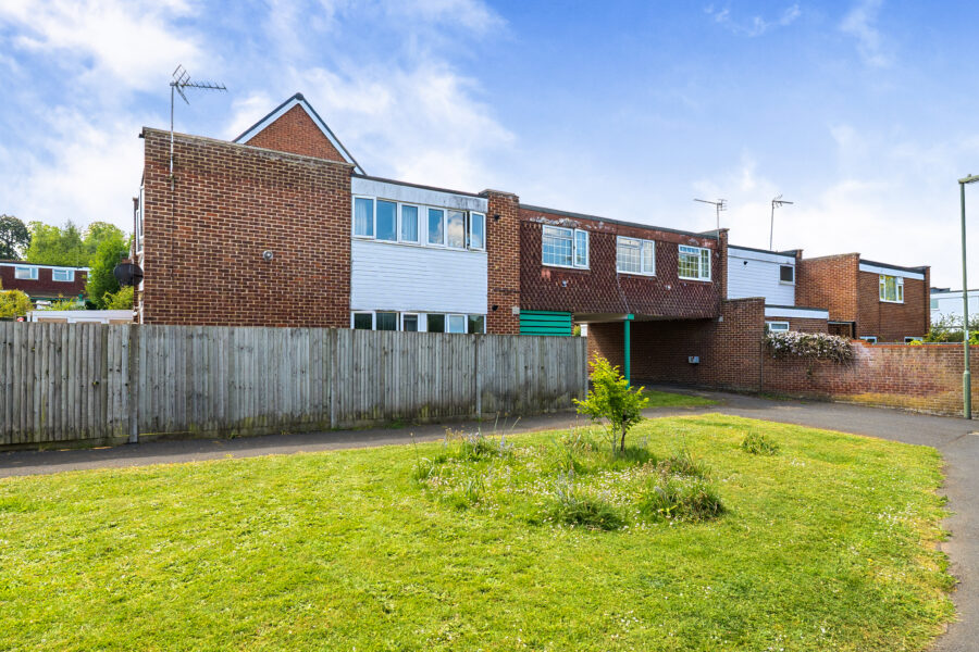 Chelmer Court, Basingstoke, RG21