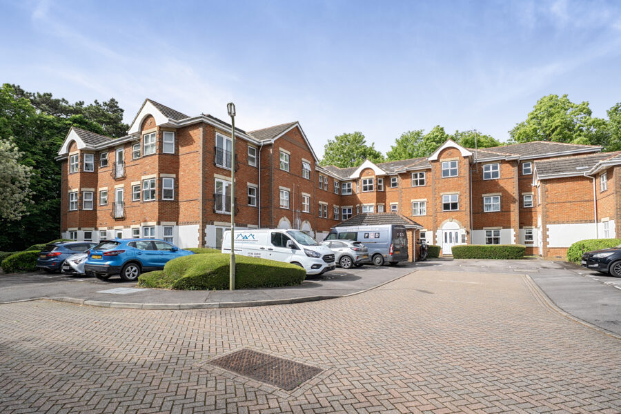Norn Hill, Regent Court Norn Hill, RG21