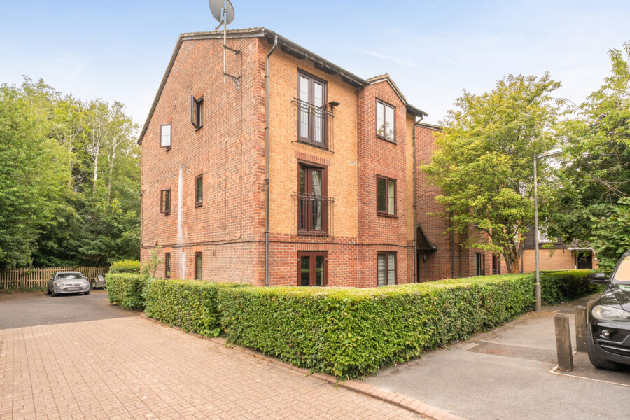 Gander Drive, Basingstoke, RG24