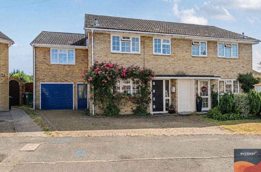 Midlane Close, Harrow Way