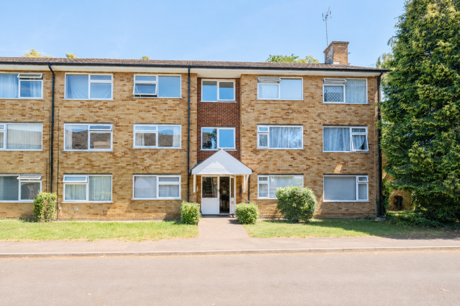 Sylvia Close, Basingstoke, RG21