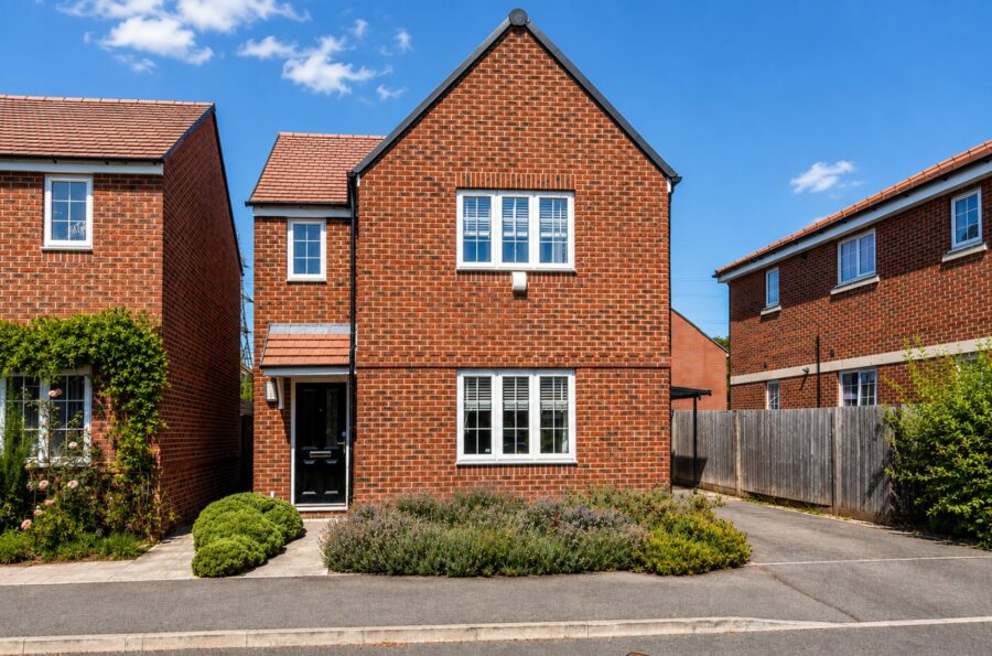 Westlake Gardens, Bramley, RG26