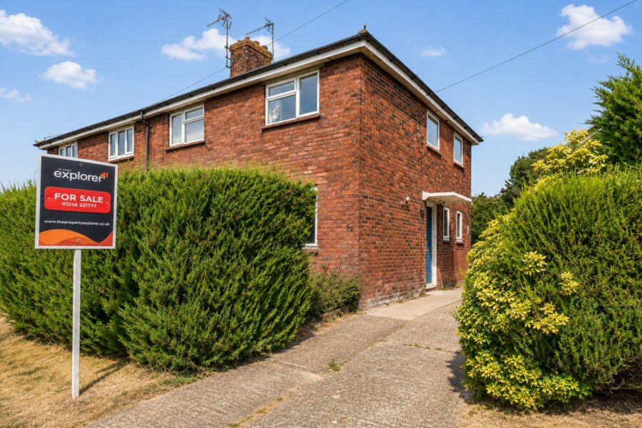 Kingsclere Road, Basingstoke, RG21