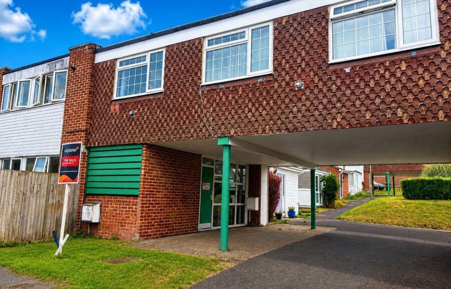 Chelmer Court, Basingstoke, RG21